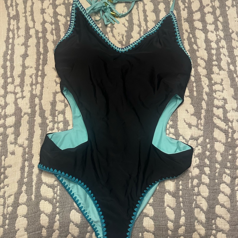 Jessica Simpson Black and Teal One Piece Swimsuit NEVER USED